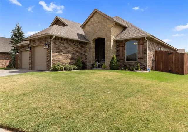 Photo 1 of Single family home for sale at 10916 SW 35th Terrace, Yukon, OK 73099 | MLS# 1253272 | Listing updated on 2026-10-12