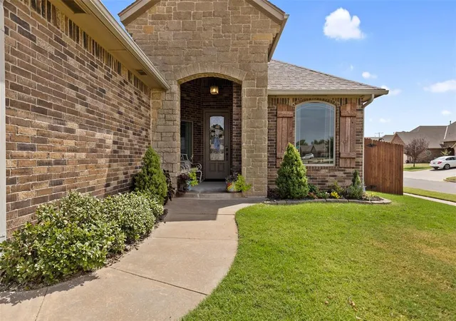 Photo 2 of Single family home for sale at 10916 SW 35th Terrace, Yukon, OK 73099 | MLS# 1253272 | Listing updated on 2026-10-12