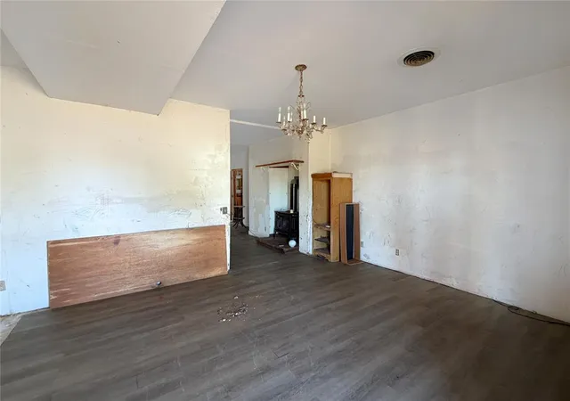 Photo 3 of Single family home for sale at 411 N 6th Street, Sayre, OK 73662 | MLS# 1253275 | Listing updated on 2026-10-14