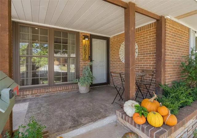 Photo 1 of Sale Pending at 10608 Sunnymeade Pl, Oklahoma City, OK 73120 | MLS# 1253289 | Listing updated on 2026-10-19