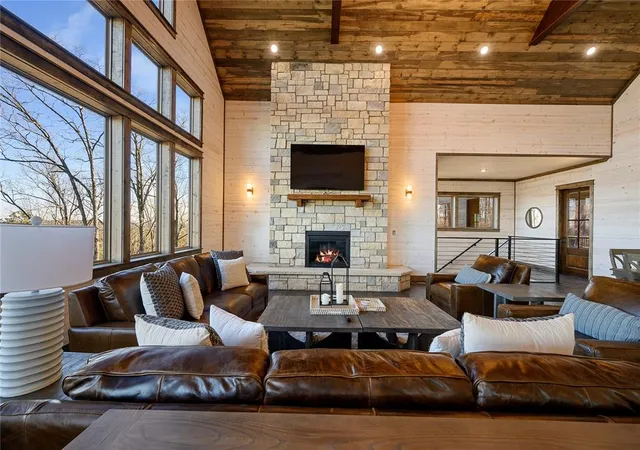 Photo 3 of Single family home for sale at 579 Moonshiner Springs Trl, Broken Bow, OK 74728 | MLS# 1253315 | Listing updated on 2026-10-14