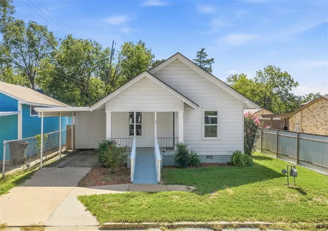 Photo 1 of Single family home for sale at 558 11th Avenue Nw, Ardmore, OK 73401 | MLS# 1253330 | Listing updated on 2026-10-13