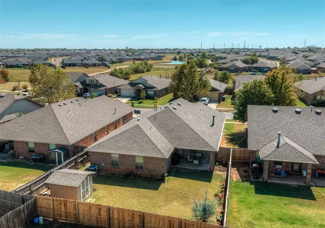 Photo 49 of Single family home for sale at 915 Eaglerock Ln, Norman, OK 73069 | MLS# 1253343 | Listing updated on 2026-10-13