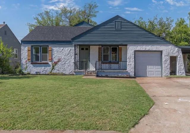 Single family home for sale at 2509 Epperly Dr, Del City, OK 73115 | MLS# 1253362