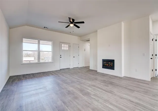 Photo 2 of Single family home for sale at 2077 County St 2971, Blanchard, OK 73010 | MLS# 1253382 | Listing updated on 2026-10-15