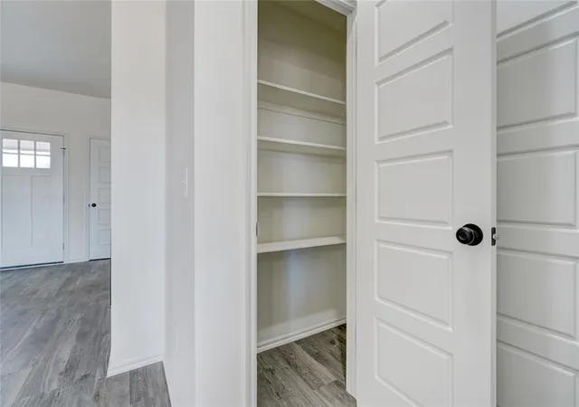 Photo 4 of Single family home for sale at 2077 County St 2971, Blanchard, OK 73010 | MLS# 1253382 | Listing updated on 2026-10-15