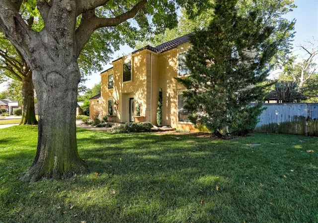 Photo 3 of Single family home for sale at 2413 S Wentworth Ct, Oklahoma City, OK 73170 | MLS# 1253391 | Listing updated on 2026-10-12