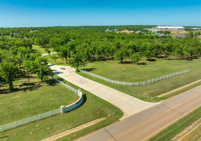 Photo 2 of Land for sale at 9789 Crk View Rd, Guthrie, OK 73044 | MLS# 1253392 | Listing updated on 2026-10-12