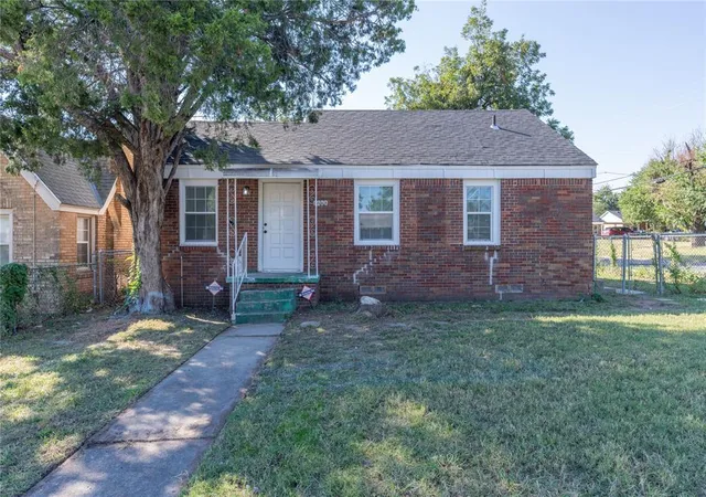 Photo 1 of Single family home for sale at 2200 Ne 19th Street, Oklahoma City, OK 73111 | MLS# 1253397 | Listing updated on 2026-10-15