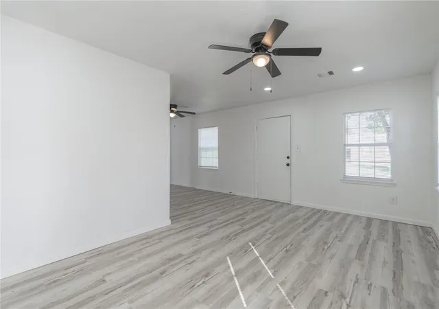 Photo 4 of Single family home for sale at 2200 NE 19th Street, Oklahoma City, OK 73111 | MLS# 1253397 | Listing updated on 2026-10-15