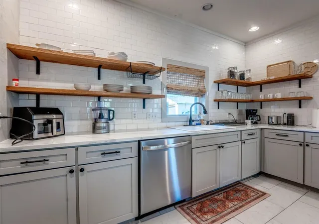 Photo 3 of Single family home for sale at 717 E Warner Ave, Guthrie, OK 73044 | MLS# 1253401 | Listing updated on 2026-10-15