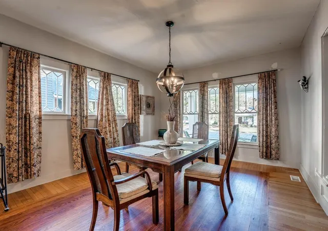 Photo 4 of Single family home for sale at 717 E Warner Ave, Guthrie, OK 73044 | MLS# 1253401 | Listing updated on 2026-10-15
