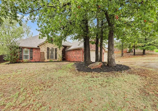Photo 2 of Single family home for sale at 3855 Rock Dove Landing, Edmond, OK 73034 | MLS# 1253402 | Listing updated on 2026-10-20