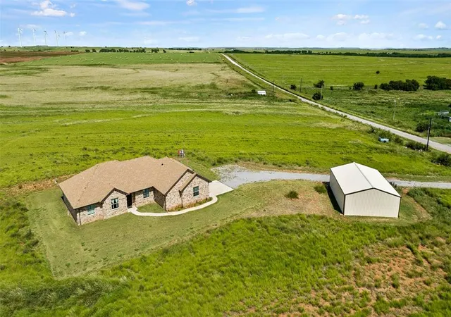 Photo 1 of Single family home for sale at 24119 E 1080 Road, Weatherford, OK 73096 | MLS# 1253404 | Listing updated on 2026-10-15