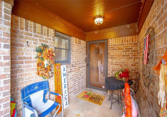 Photo 3 of Condo for sale at 3210 Pondridge Rd, Chickasha, OK 73018 | MLS# 1253406 | Listing updated on 2026-10-16