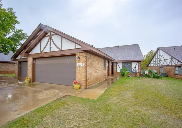Photo 1 of Condo for sale at 3210 Pondridge Rd, Chickasha, OK 73018 | MLS# 1253406 | Listing updated on 2026-10-16