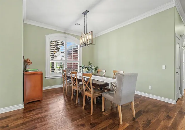 Photo 4 of Single family home for sale at 909 Corbett Dr, Norman, OK 73072 | MLS# 1253418 | Listing updated on 2026-10-23