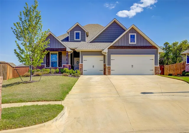 Photo 3 of Single family home for sale at 3000 Grapevine St, Edmond, OK 73034 | MLS# 1253425 | Listing updated on 2026-10-13