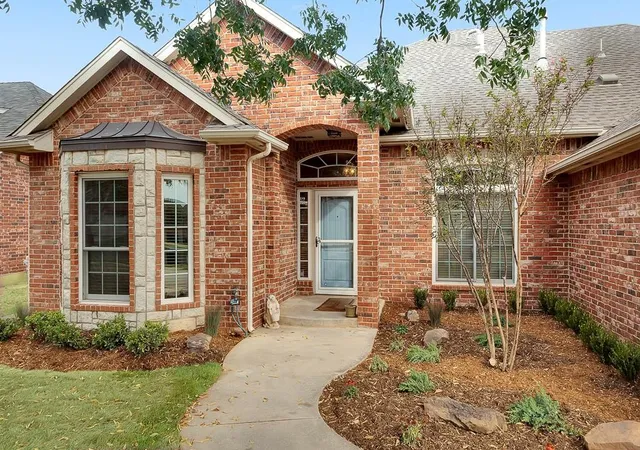 Photo 1 of Single family home for sale at 2209 NW 182nd Street, Edmond, OK 73012 | MLS# 1253433 | Listing updated on 2026-10-29
