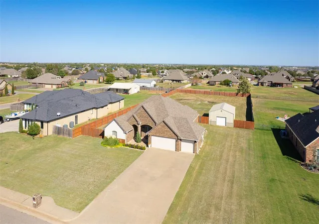 Photo 1 of Single family home for sale at 628 Stephany Dr, Piedmont, OK 73078 | MLS# 1253437 | Listing updated on 2026-10-20