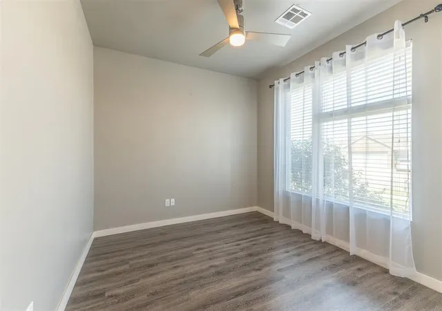 Photo 3 of Single family home for sale at 3509 Upland Ridge Dr, Yukon, OK 73099 | MLS# 1253450 | Listing updated on 2026-10-13