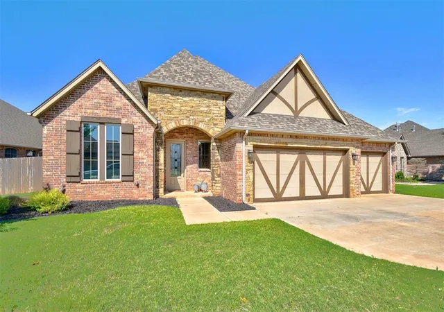 Photo 1 of Single family home for sale at 18836 Rolling Hl Way, Edmond, OK 73012 | MLS# 1253459 | Listing updated on 2026-10-15