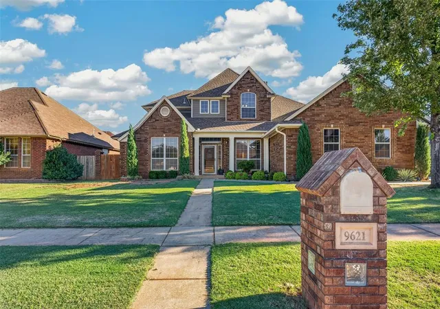 Single family home for sale at 9621 SW 33rd Street, Oklahoma City, OK 73179 | MLS# 1253465