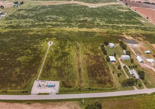 Photo 2 of Land for sale at 0 Ranch Dr, Ponca City, OK 74601 | MLS# 1253470 | Listing updated on 2026-10-13