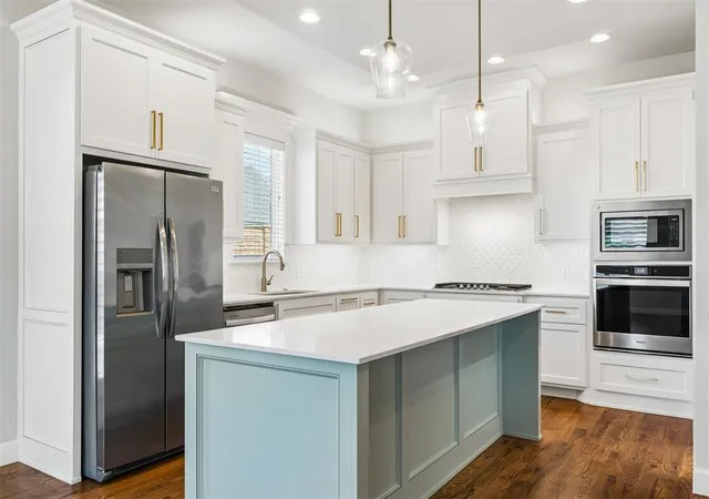 Photo 1 of Single family home for sale at 15108 Fountain Crk Ln, Edmond, OK 73013 | MLS# 1253479 | Listing updated on 2026-10-16
