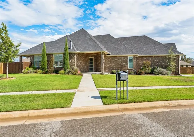 Photo 3 of Single family home for sale at 15108 Fountain Crk Ln, Edmond, OK 73013 | MLS# 1253479 | Listing updated on 2026-10-16