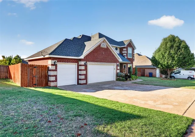 Photo 3 of Single family home for sale at 313 N Topaz Way, Mustang, OK 73064 | MLS# 1253506 | Listing updated on 2026-10-14