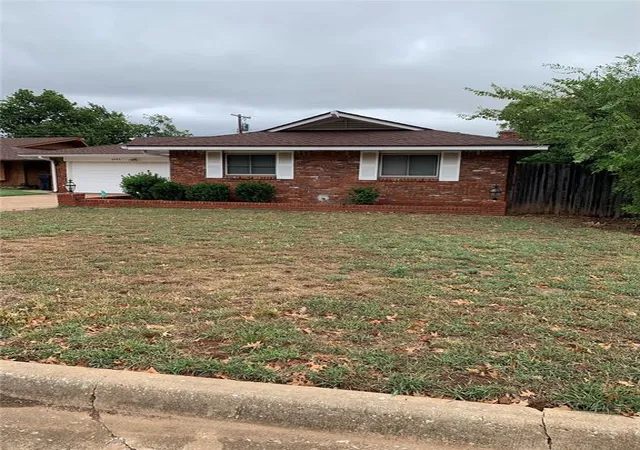 Photo 2 of Sale Pending at 6404 Braniff Dr, Oklahoma City, OK 73105 | MLS# 1253512 | Listing updated on 2026-10-18
