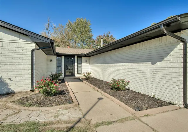 Photo 2 of Single family home for sale at 6305 NW 31st Terrace, Bethany, OK 73008 | MLS# 1253528 | Listing updated on 2026-10-14