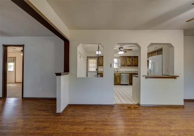 Photo 4 of Single family home for sale at 2321 County Rd 1268, Blanchard, OK 73010 | MLS# 1253561 | Listing updated on 2026-10-20
