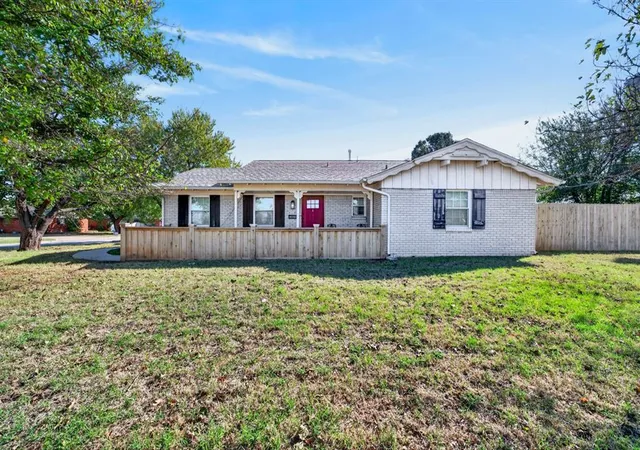 Photo 1 of Single family home for sale at 2832 Manchester Dr, Oklahoma City, OK 73120 | MLS# 1253574 | Listing updated on 2026-10-22