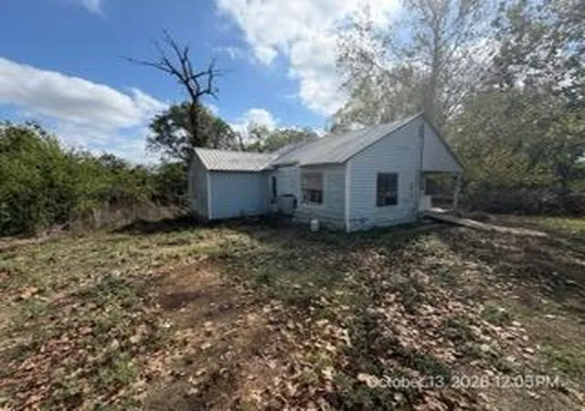 Photo 2 of Sale Pending at 12264 E Seminole Rd, Seminole, OK 74868 | MLS# 1253592 | Listing updated on 2026-10-27