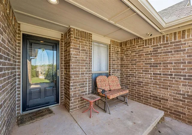 Photo 3 of Single family home for sale at 1941 County Rd 1212, Tuttle, OK 73089 | MLS# 1253596 | Listing updated on 2026-10-14