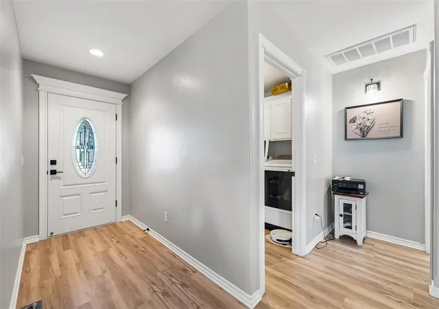 Photo 4 of Single family home for sale at 1941 County Rd 1212, Tuttle, OK 73089 | MLS# 1253596 | Listing updated on 2026-10-14