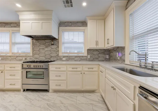 Photo 1 of Single family home for sale at 2208 N Indiana Ave, Oklahoma City, OK 73106 | MLS# 1253599 | Listing updated on 2026-10-19
