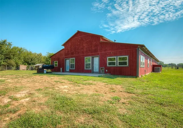 Photo 1 of Single family home for sale at 377056 E 1040 Road, Okemah, OK 74859 | MLS# 1253606 | Listing updated on 2026-10-14