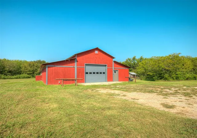 Photo 4 of Single family home for sale at 377056 E 1040 Road, Okemah, OK 74859 | MLS# 1253606 | Listing updated on 2026-10-14