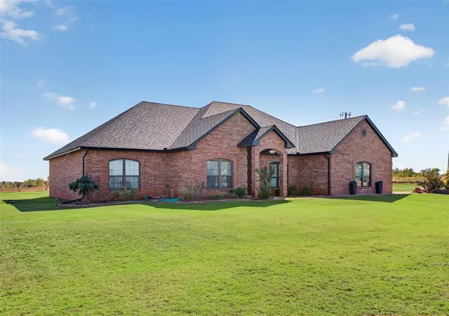 Photo 3 of Single family home for sale at 19926 E 1140 Road, Elk City, OK 73644 | MLS# 1253613 | Listing updated on 2026-10-14