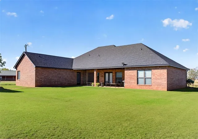 Photo 4 of Single family home for sale at 19926 E 1140 Road, Elk City, OK 73644 | MLS# 1253613 | Listing updated on 2026-10-14