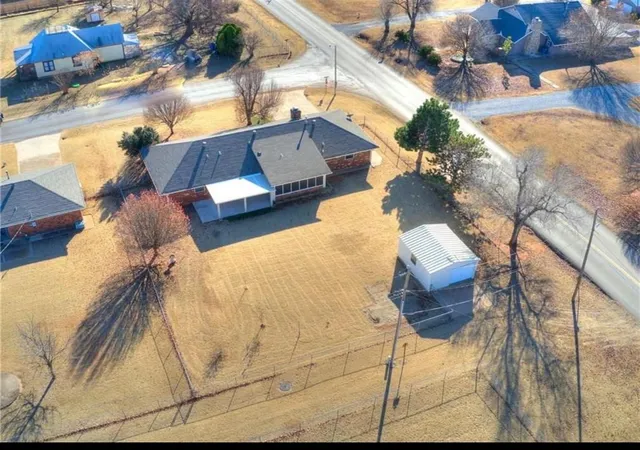 Photo 4 of Single family home for sale at 619 NW Jackson Ave, Piedmont, OK 73078 | MLS# 1253675 | Listing updated on 2026-10-20