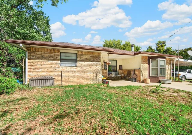 Photo 3 of Single family home for sale at 12400 County Rd 1520, Ada, OK 74820 | MLS# 1253709 | Listing updated on 2026-10-15