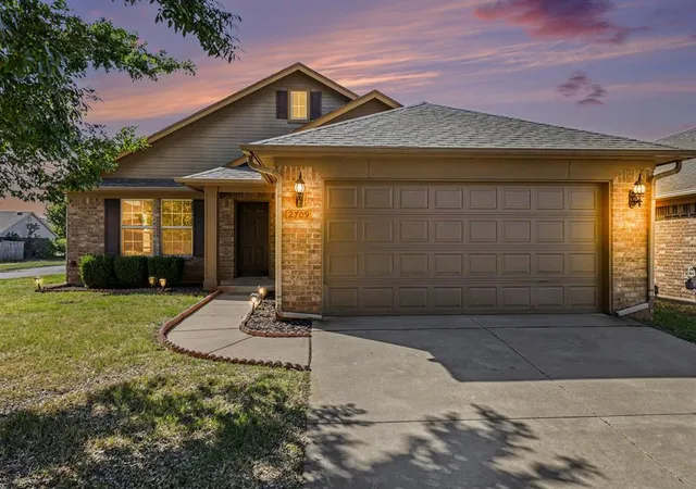 Single family home for sale at 2709 Fawn Lily Rd, Oklahoma City, OK 73128 | MLS# 1253718