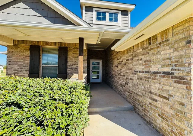 Photo 2 of Single family home for sale at 9129 Nw 124th Street, Yukon, OK 73099 | MLS# 1253725 | Listing updated on 2026-10-15