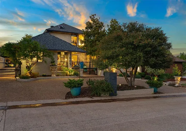 Photo 1 of Single family home for sale at 3605 Meadow Lark Ln, Oklahoma City, OK 73120 | MLS# 1253734 | Listing updated on 2026-10-20