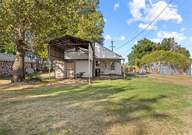 Photo 4 of Single family home for sale at 212 N 7th Street, Fort Cobb, OK 73038 | MLS# 1253737 | Listing updated on 2026-10-14