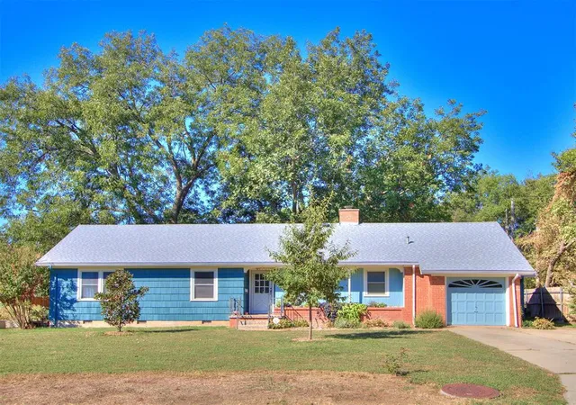 Photo 1 of Single family home for sale at 706 Morningside Dr, Norman, OK 73071 | MLS# 1253738 | Listing updated on 2026-10-16